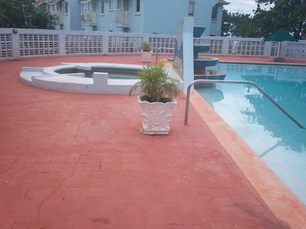 The Point Apartment Orange Bay Екстериор снимка